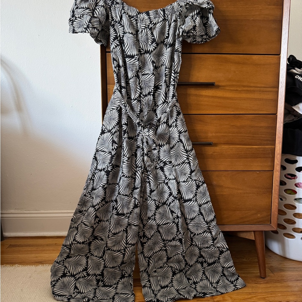 Loft Woman’s Leaf Print Jumpsuit Size S